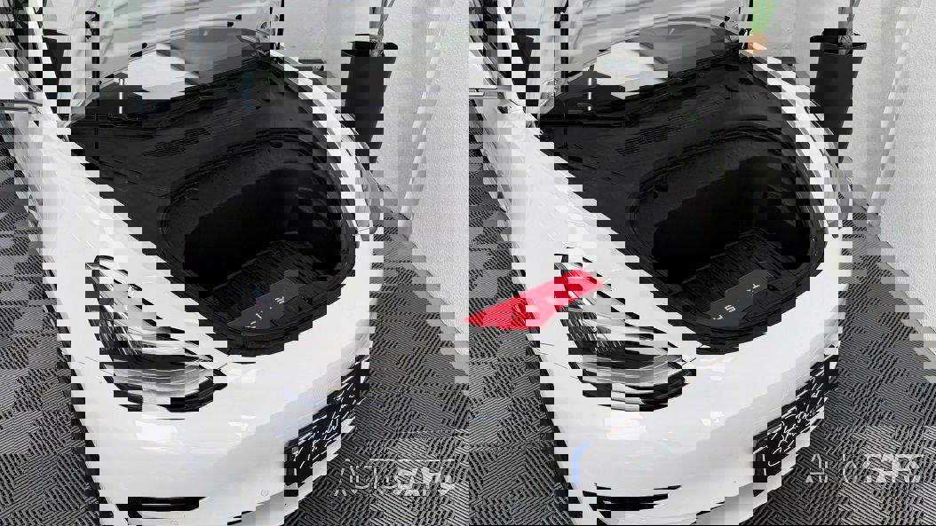 Tesla Model 3 Standard Range Plus RWD de 2020