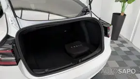 Tesla Model 3 Standard Range Plus RWD de 2020