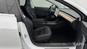 Tesla Model 3 Standard Range Plus RWD de 2020