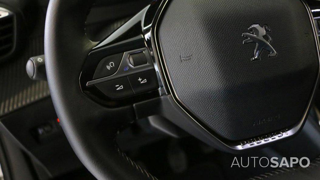 Peugeot 2008 1.2 PureTech Allure EAT8 de 2023
