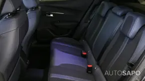 Peugeot 2008 1.2 PureTech Allure EAT8 de 2023