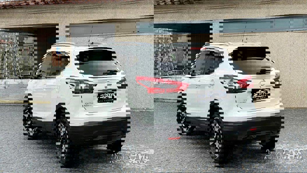 Nissan Qashqai 1.2 DIG-T N-Connecta de 2015