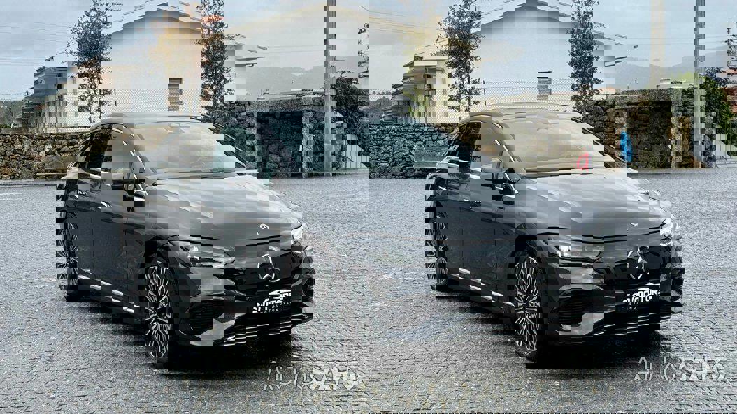 Mercedes-Benz EQE de 2022