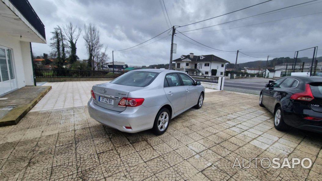 Toyota Corolla 1.33 VVT-i Comf+VSC+PM de 2010