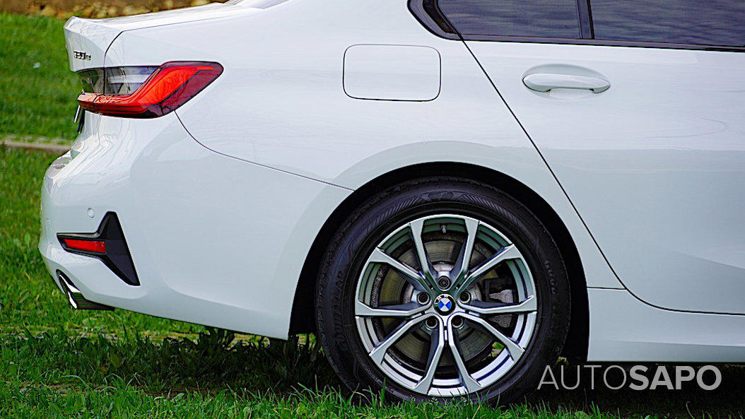 BMW Série 3 320 e Line Sport Auto de 2022