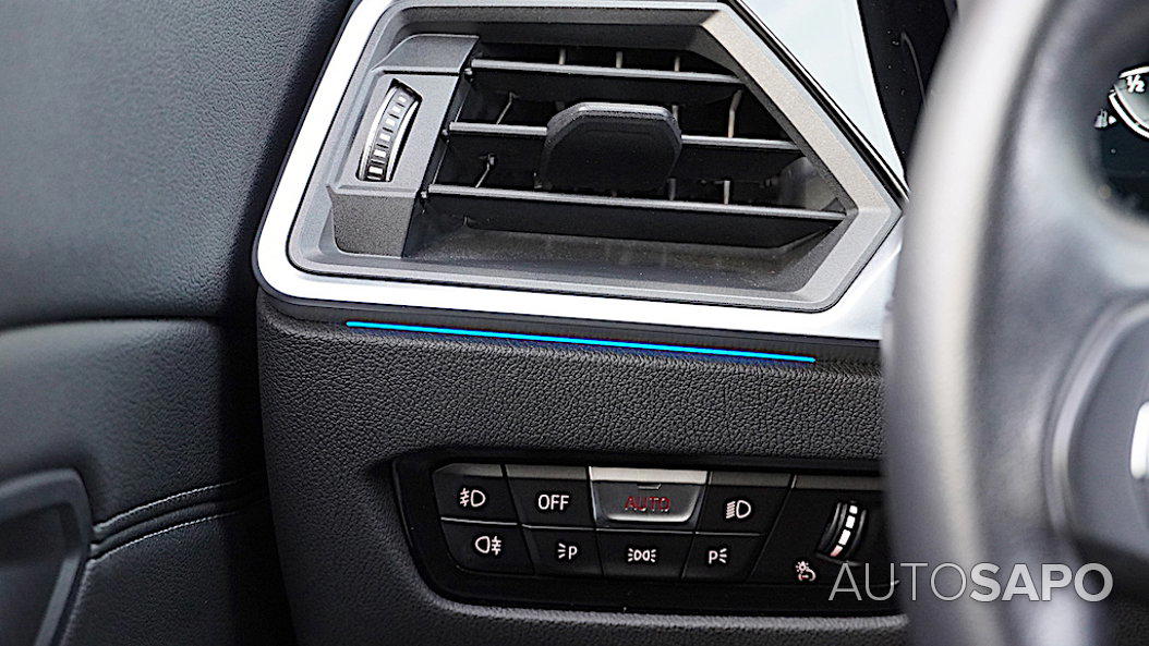 BMW Série 3 320 e Line Sport Auto de 2022