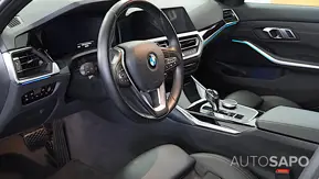 BMW Série 3 320 e Line Sport Auto de 2022
