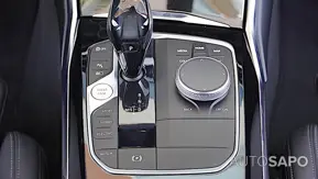 BMW Série 3 320 e Line Sport Auto de 2022