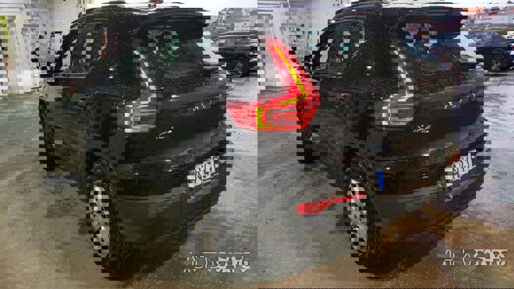 Volvo XC40 1.5 T2 Momentum Core de 2022