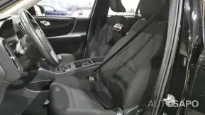 Volvo XC40 1.5 T2 Momentum Core de 2022