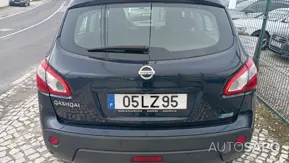 Nissan Qashqai 1.5 dCi Tekna Sport 17 de 2011