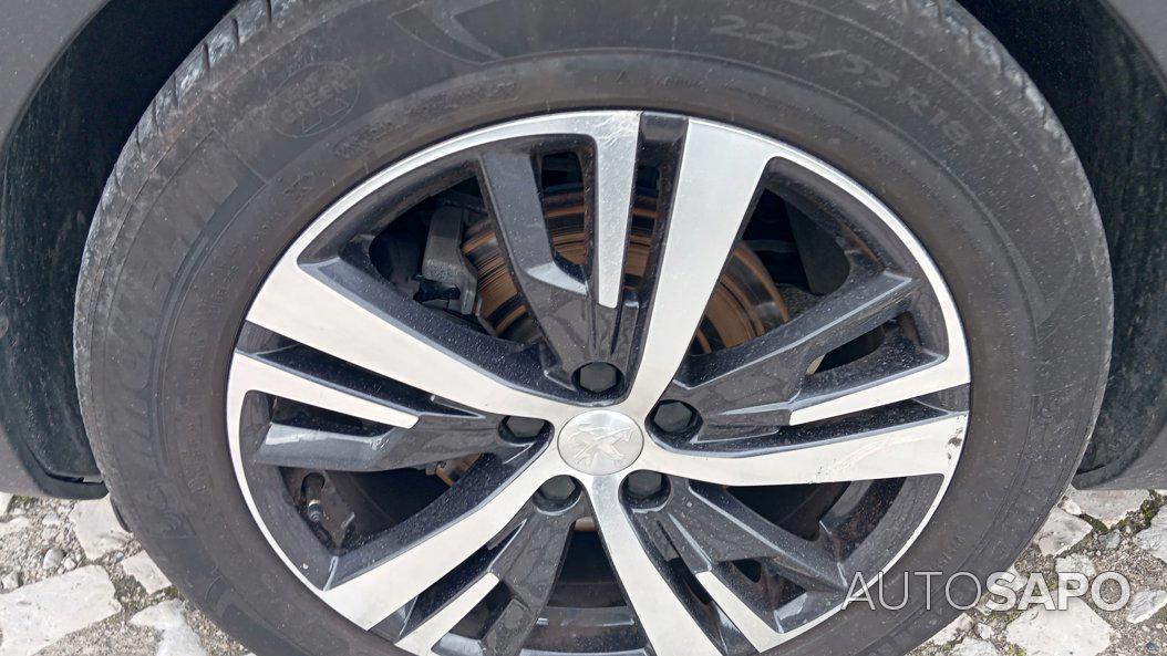 Peugeot 3008 1.5 BlueHDi Allure de 2019