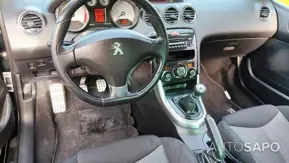 Peugeot 308 CC 1.6 e-HDi Active de 2011