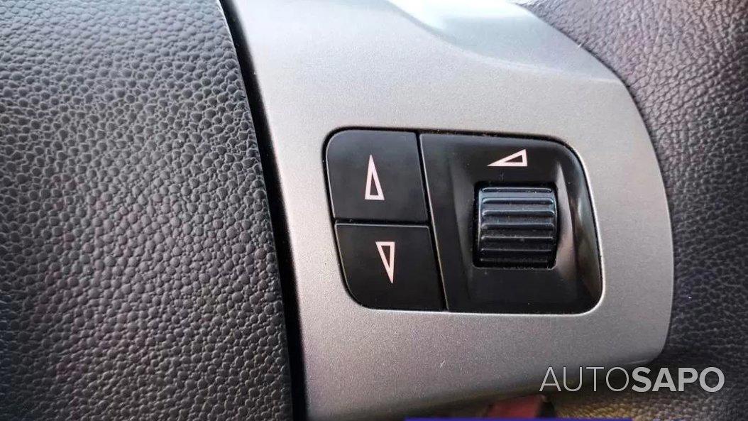 Opel Corsa 1.2 Enjoy de 2013