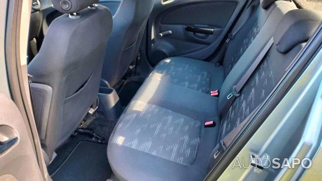 Opel Corsa 1.2 Enjoy de 2013