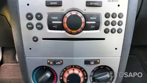 Opel Corsa 1.2 Enjoy de 2013