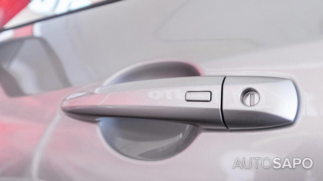 Nissan Juke 1.0 DIG-T N-Design Chic Two Tone B.DCT de 2024