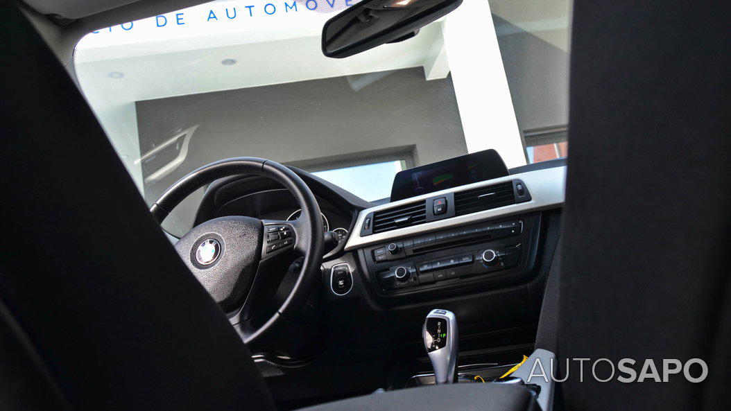 BMW Série 3 318 d Touring Auto de 2013