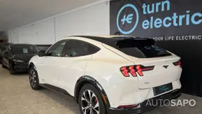 Ford Mustang Mach-E de 2023