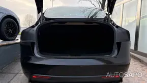 Tesla Model 3 de 2024