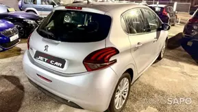 Peugeot 208 1.2 PureTech Style de 2018