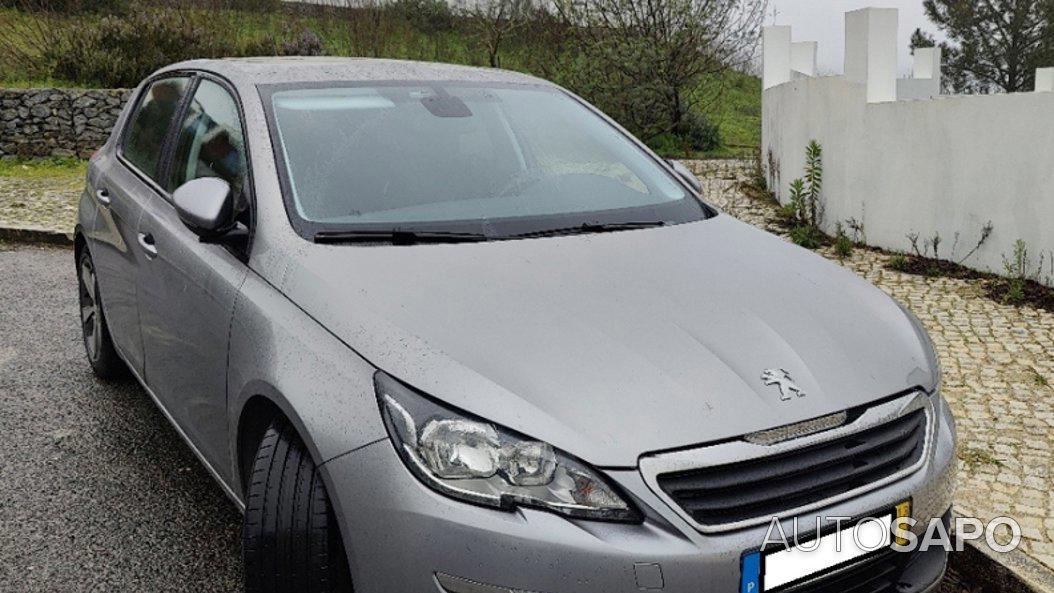 Peugeot 308 1.6 HDi Active J17 de 2013