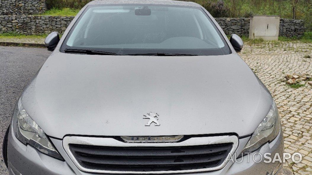 Peugeot 308 1.6 HDi Active J17 de 2013