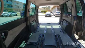 Peugeot 807 2.2 HDi Navteq de 2009