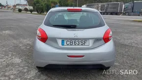 Peugeot 208 de 2013