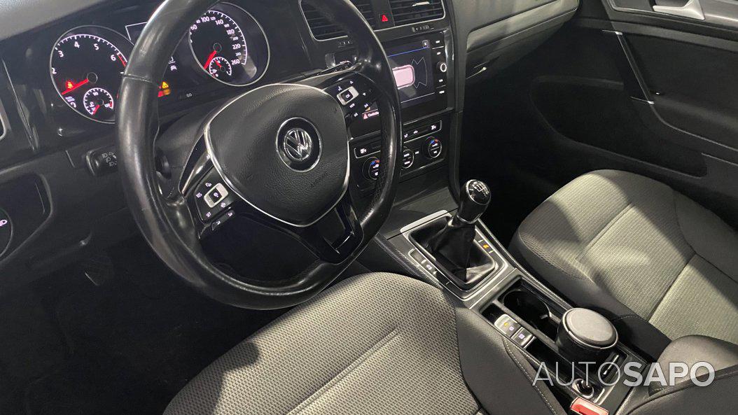 Volkswagen Golf 1.5 TSI BlueMotion Confortline de 2020