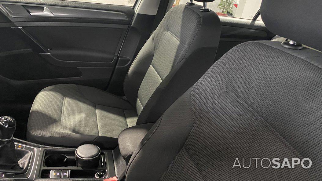 Volkswagen Golf 1.5 TSI BlueMotion Confortline de 2020