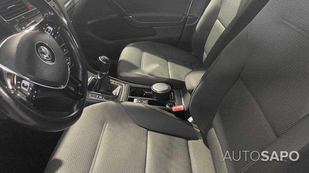 Volkswagen Golf 1.5 TSI BlueMotion Confortline de 2020