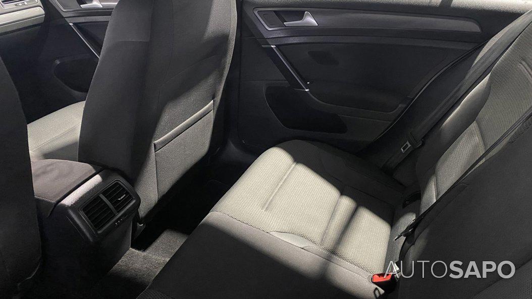 Volkswagen Golf 1.5 TSI BlueMotion Confortline de 2020
