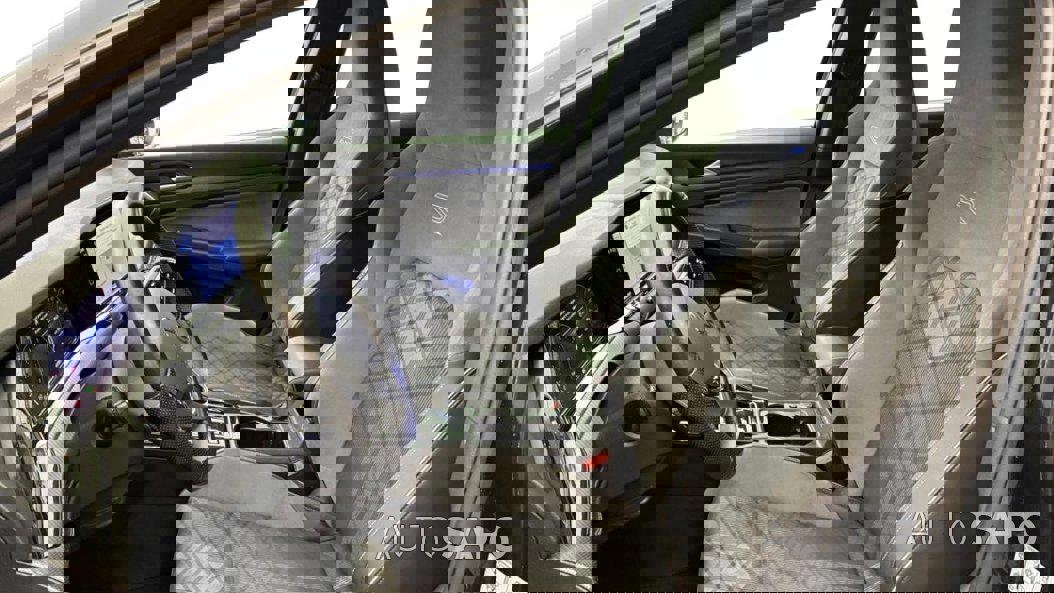 Volkswagen Golf de 2024