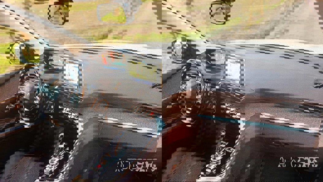 Peugeot 3008 1.2 PureTech Allure EAT6 de 2017