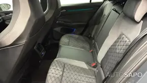 Volkswagen Golf de 2024