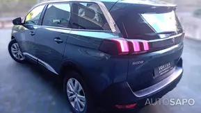 Peugeot 5008 1.2 PureTech Active de 2019
