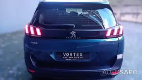 Peugeot 5008 1.2 PureTech Active de 2019