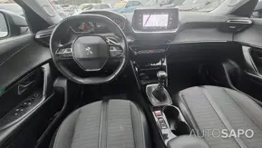 Peugeot 2008 1.2 PureTech Allure de 2021