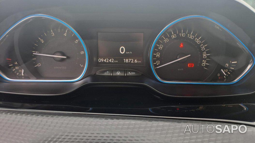 Peugeot 2008 1.2 PureTech Allure de 2018