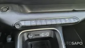 Jeep Avenger 1.2 GSE T3 Altitude de 2024