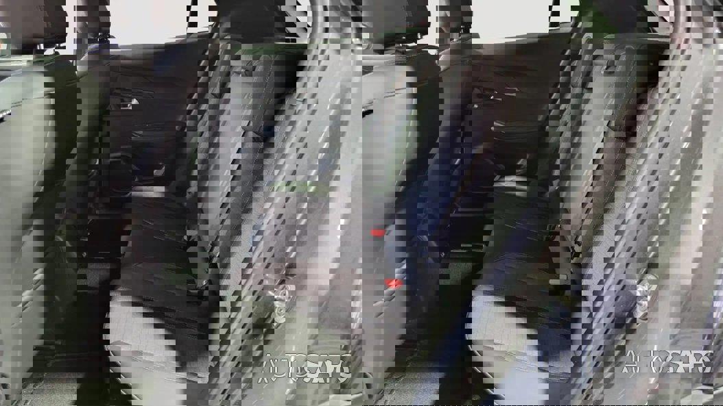 Peugeot 2008 1.2 PureTech Allure EAT8 de 2021