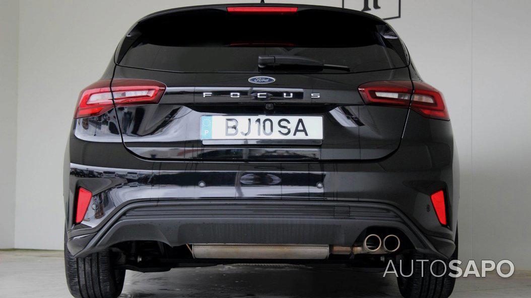 Ford Focus 1.0 EcoBoost MHEV ST-Line de 2024