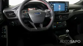 Ford Focus 1.0 EcoBoost MHEV ST-Line de 2024
