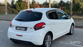 Peugeot 208 1.2 PureTech Style de 2017