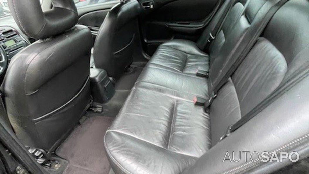 Toyota Avensis de 2000