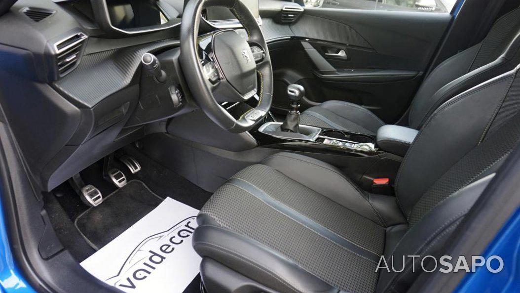 Peugeot 208 1.2 PureTech GT de 2021