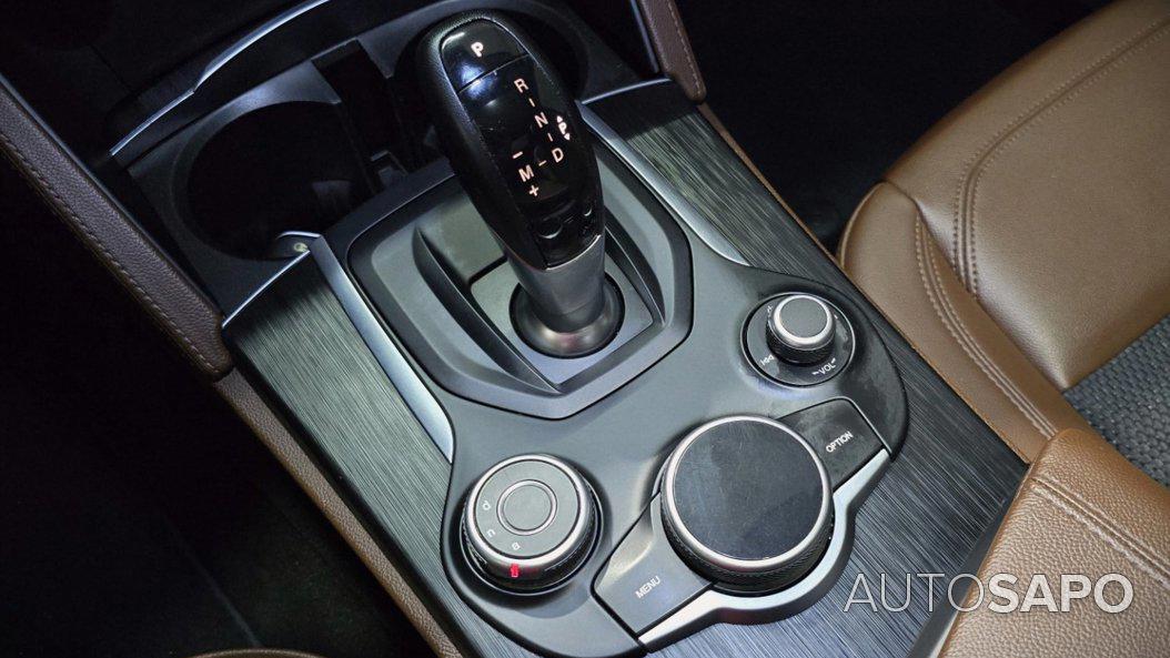 Alfa Romeo Stelvio 2.2 D Super AT8 de 2018