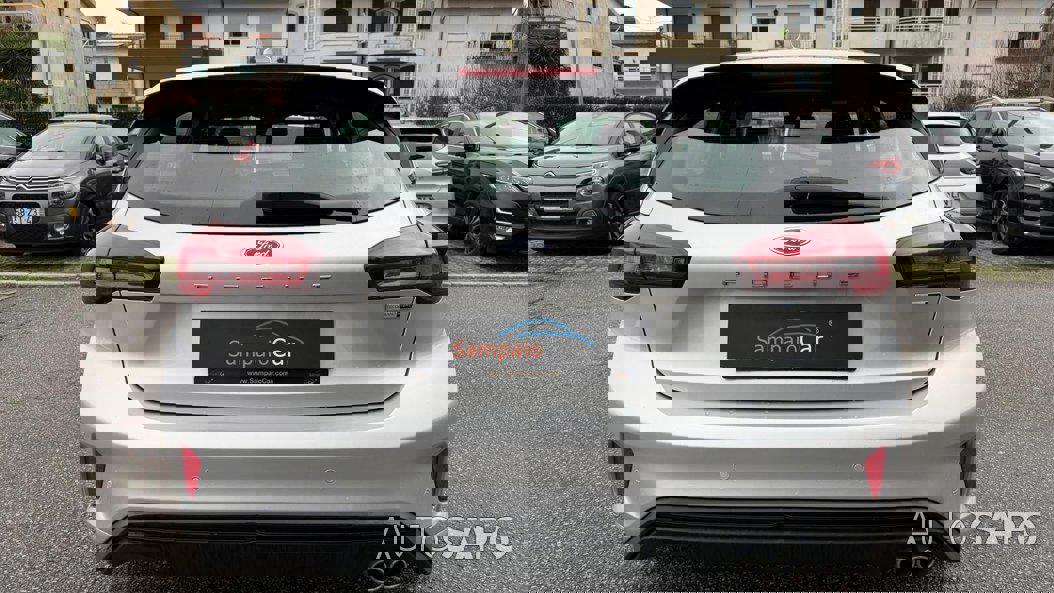 Ford Focus 1.0 EcoBoost MHEV ST-Line de 2022