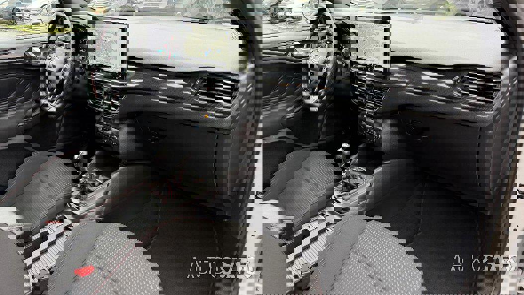 Ford Focus 1.0 EcoBoost MHEV ST-Line de 2022